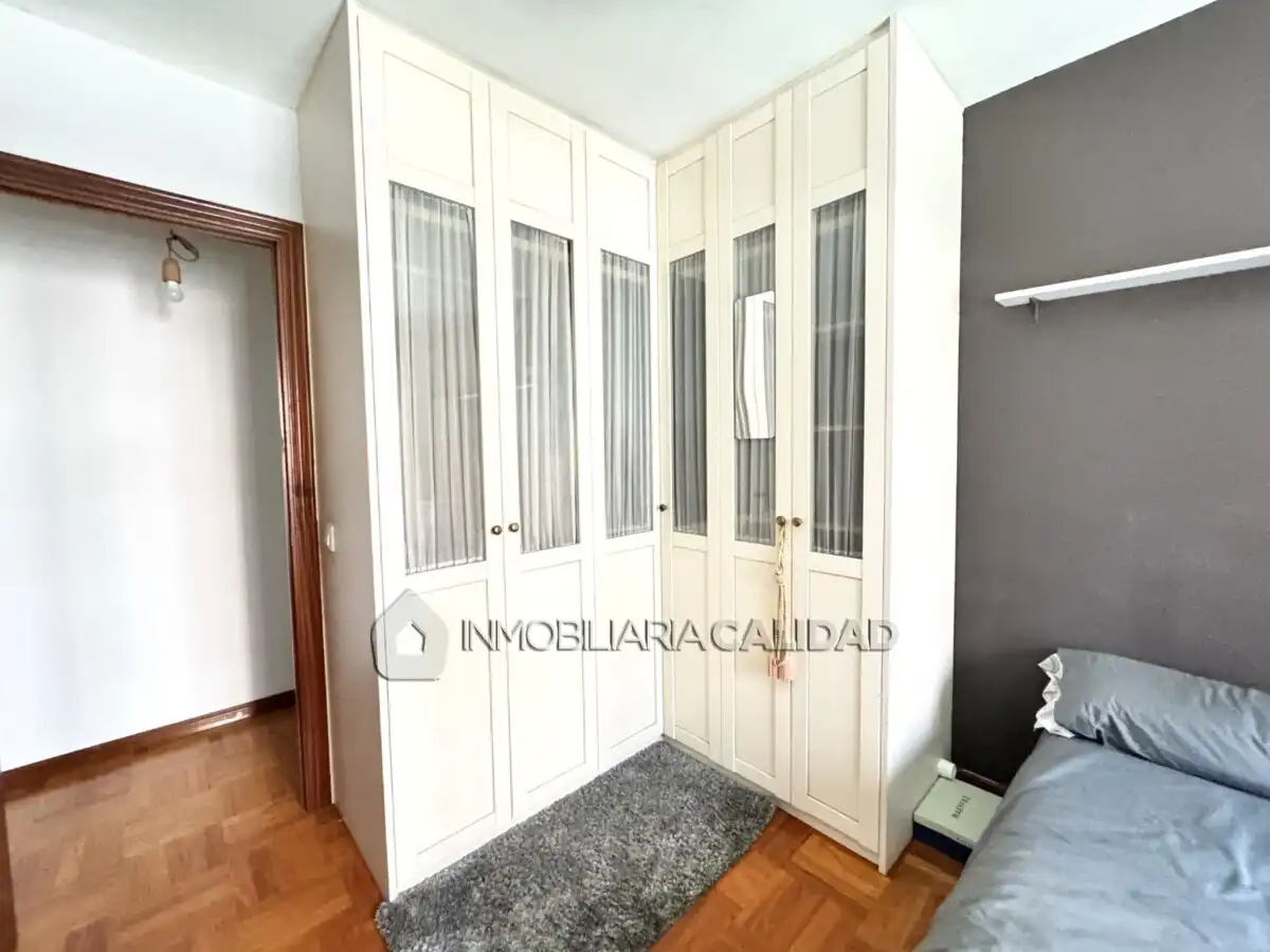 Bedroom of Flat for rent in Burgos  with Heating, Storage room and Furnished