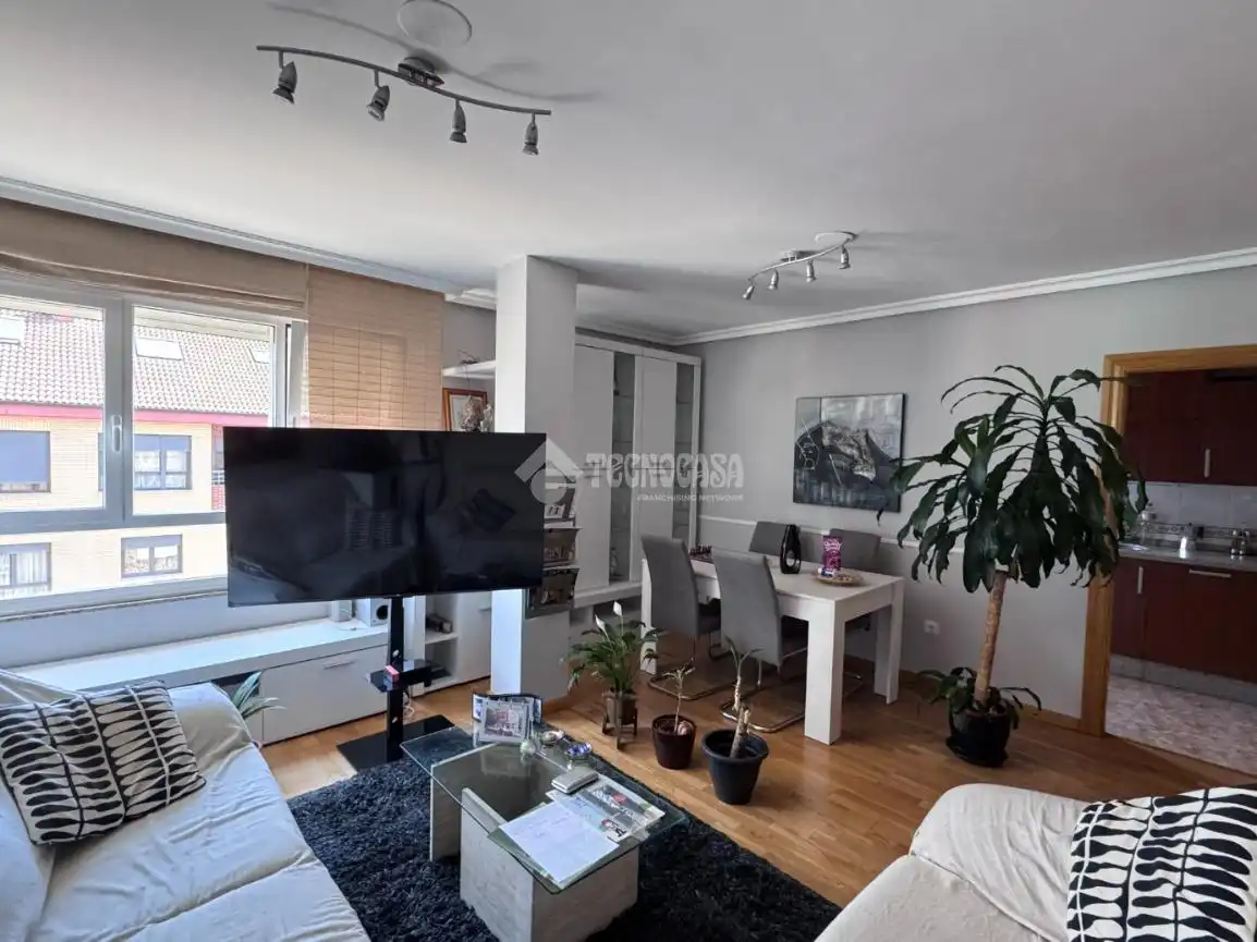 Wohnzimmer von Wohnung zum Verkauf in Villaquilambre mit Heizung und Abstellraum