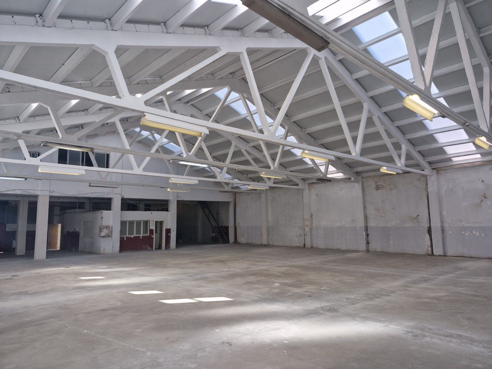 Industrial buildings to rent in La Clota - Zona industrial