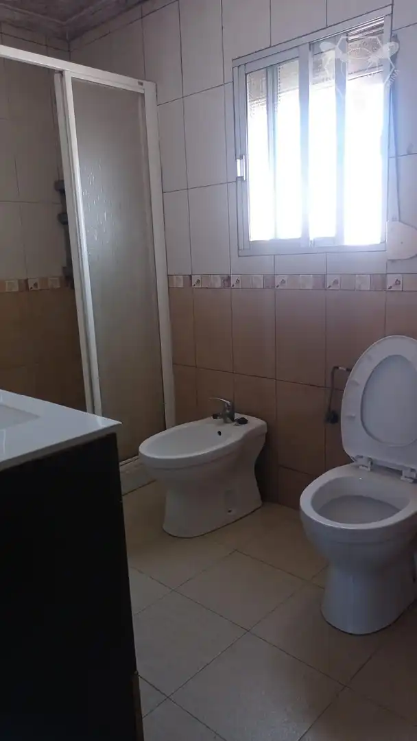 Bany de Pis en venda en Huelva amb Terrassa