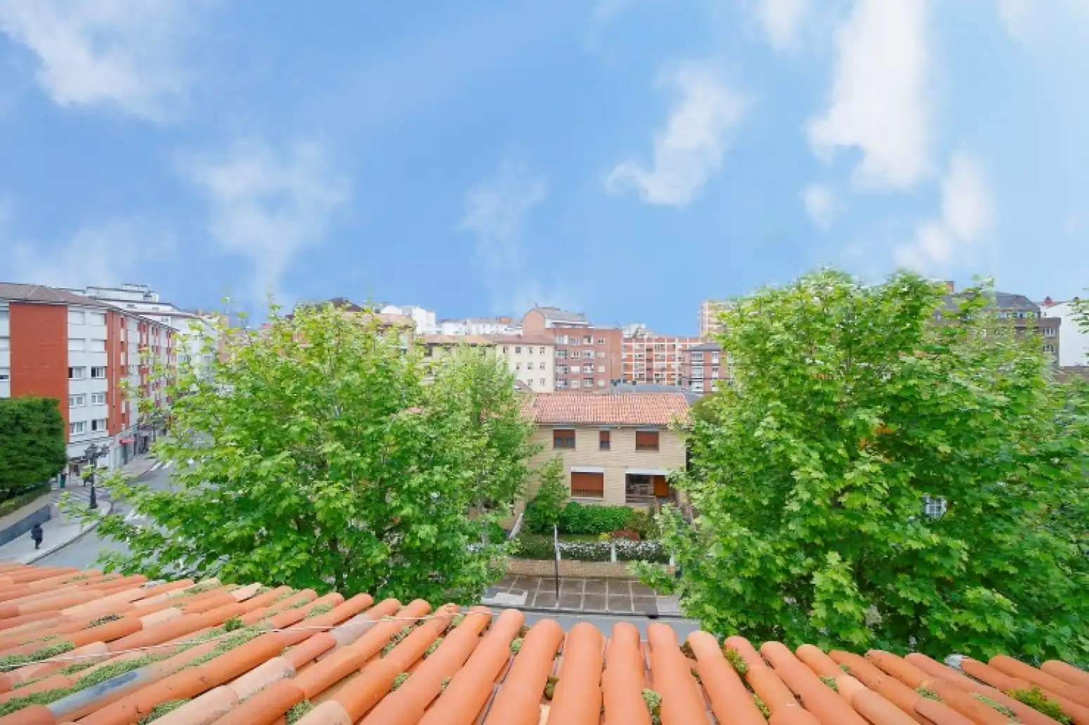 Exterior view of Houses for sale in Oviedo   with Heating, Parquet flooring and Terrace