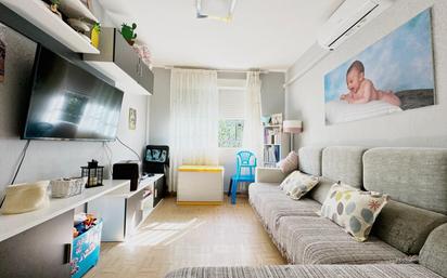 Schlafzimmer von Wohnung zum verkauf in  Córdoba Capital mit Klimaanlage