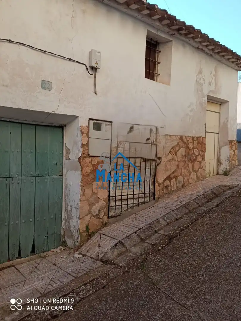 Vista exterior de Casa o xalet en venda en Valdeganga