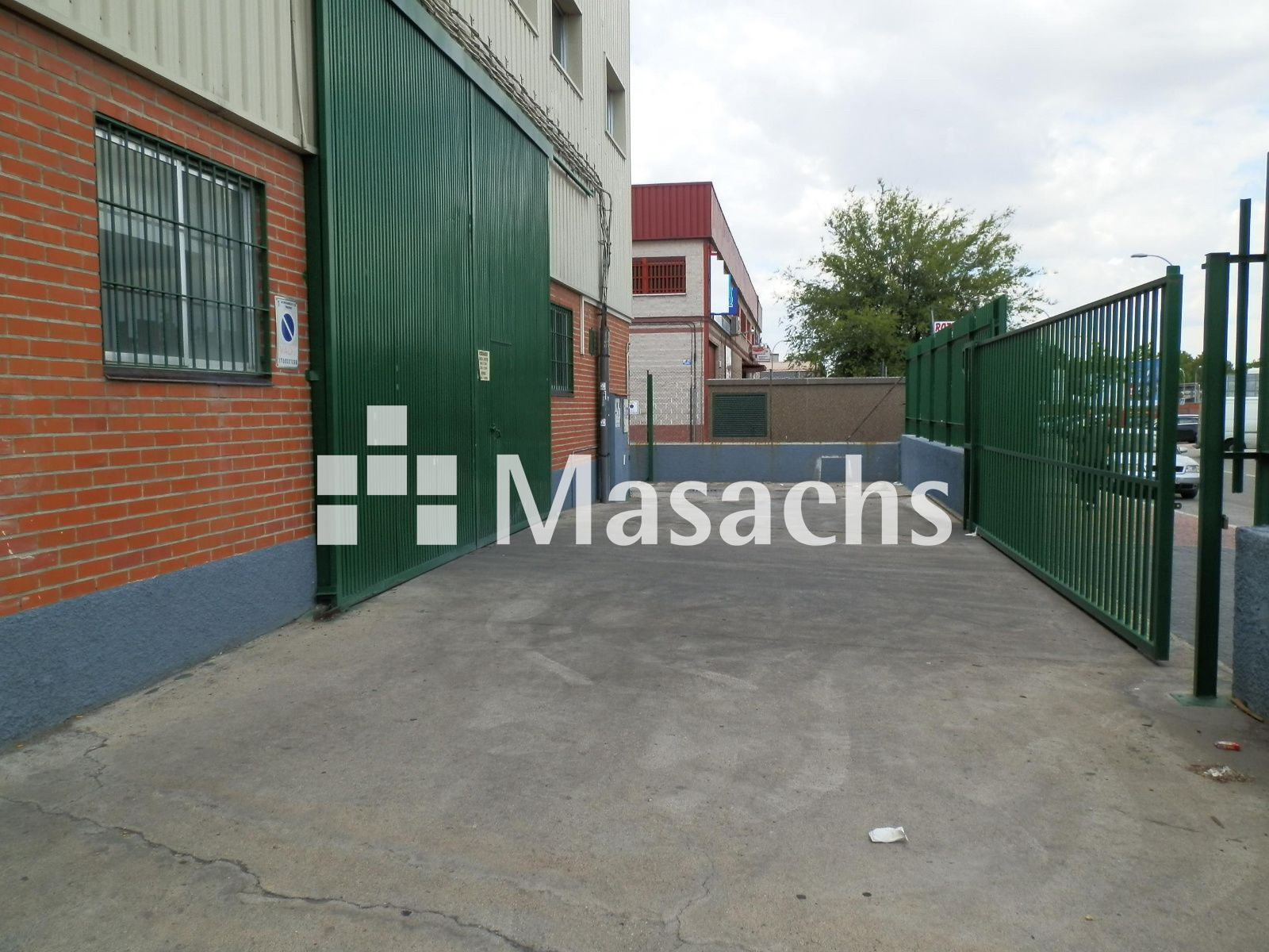 Exterior view of Industrial buildings to rent in  Madrid Capital