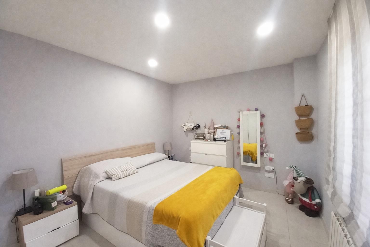 Bedroom of Flat for sale in Mataró  with Balcony