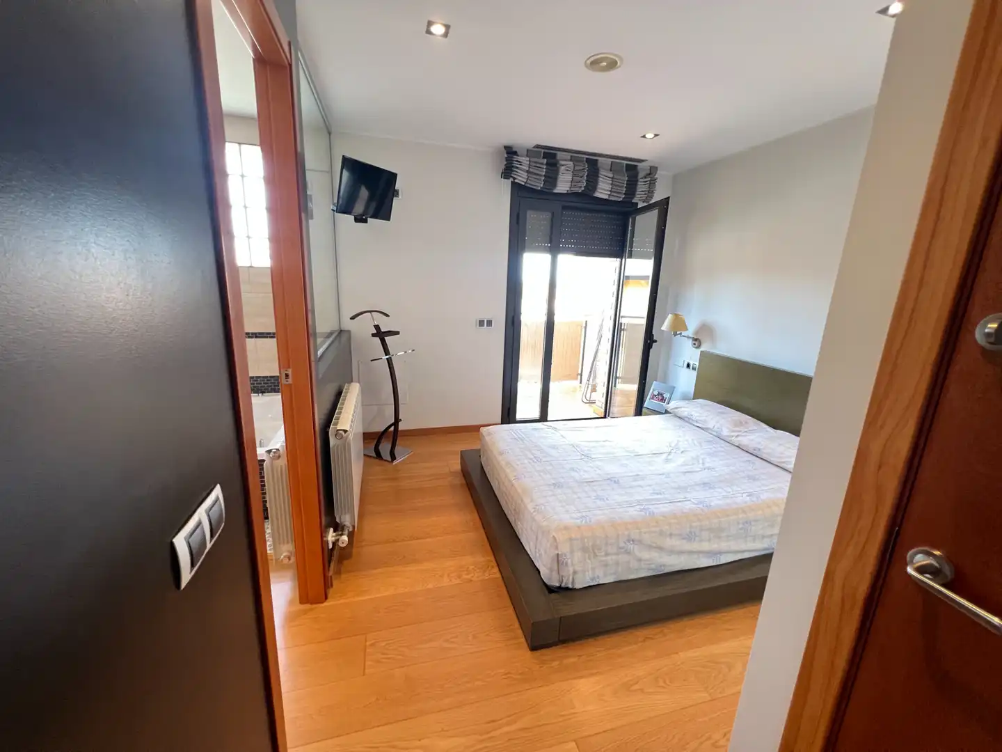 Dormitori de Casa o xalet en venda en La Roca del Vallès amb Aire condicionat, Calefacció i Jardí privat