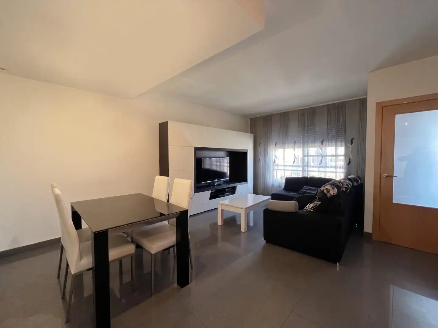 Casa amb jardí en venda a Grau - Quintanes, imagen 3