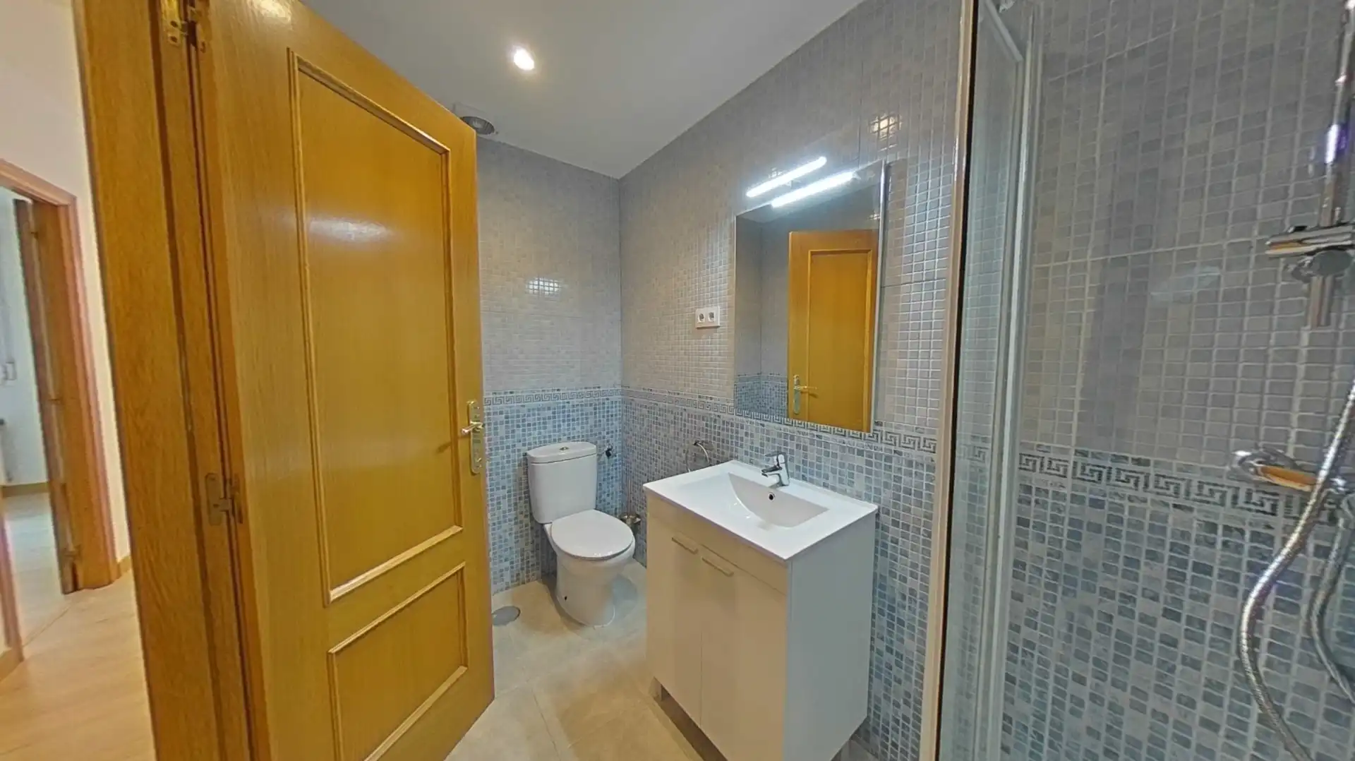 Baño de Piso en venta en Madrid con Aire acondicionado y Calefacción