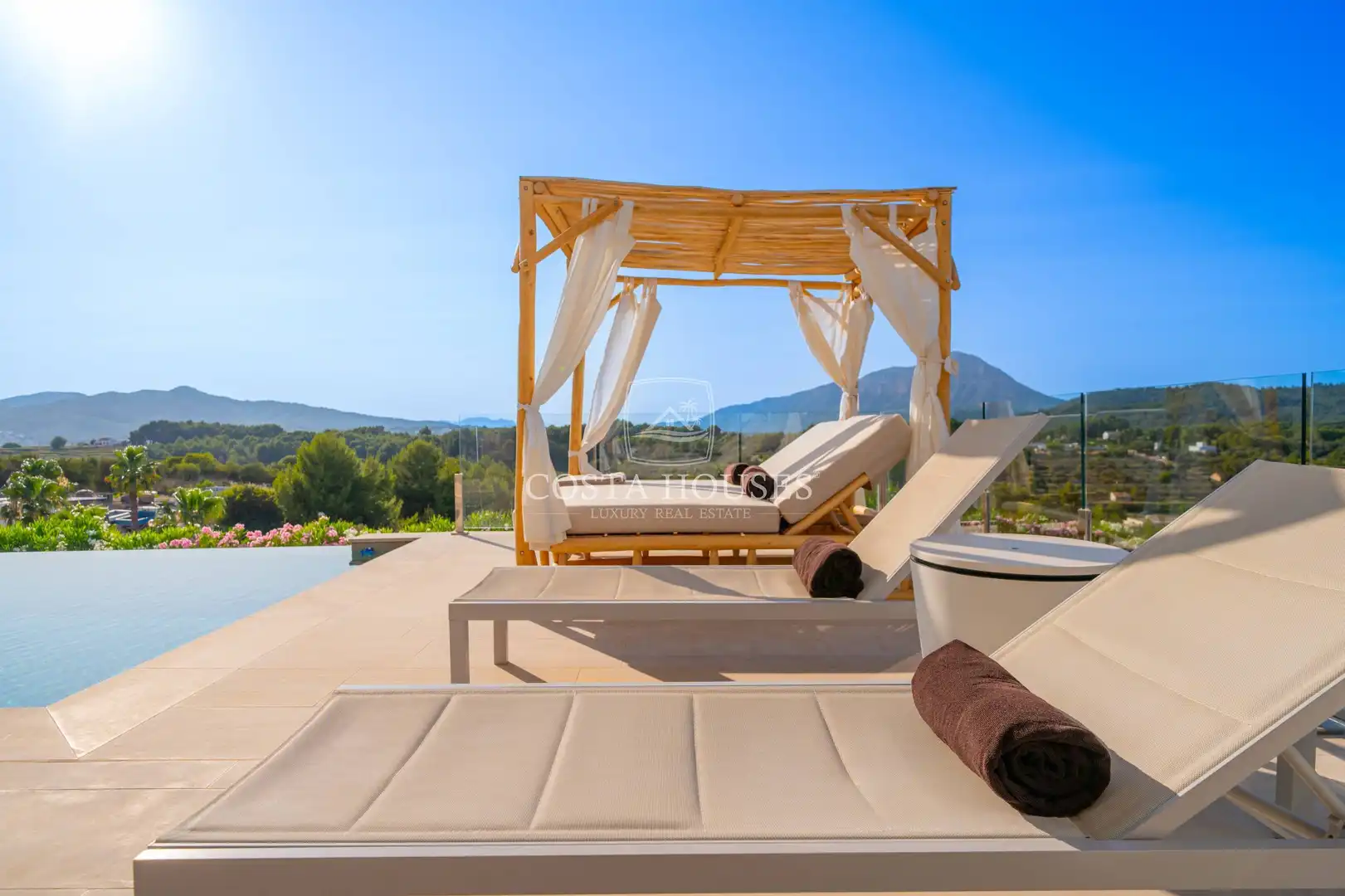 Terrace of Houses for sale in Jávea / Xàbia  with Air Conditioner, Private garden and Terrace