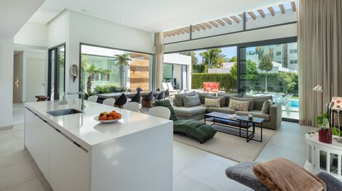 Villa en venta en Arboleda, Estepona, imatge 5