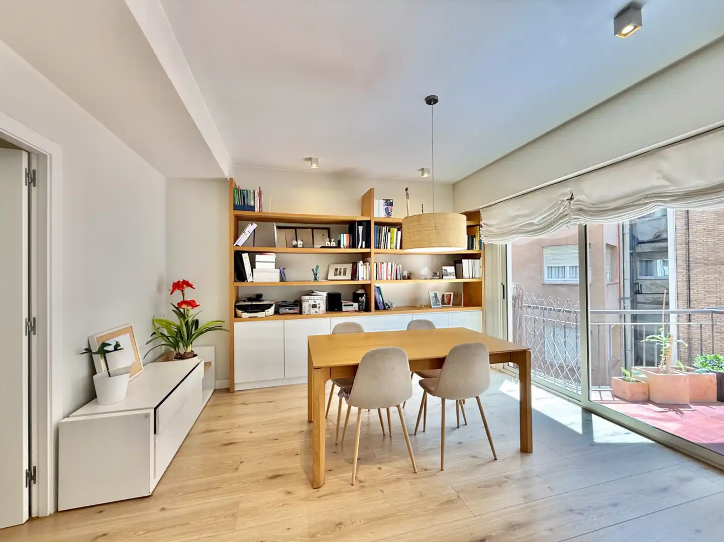 Piso de alquiler en Barcelona con Aire acondicionado, Calefacción y Parquet