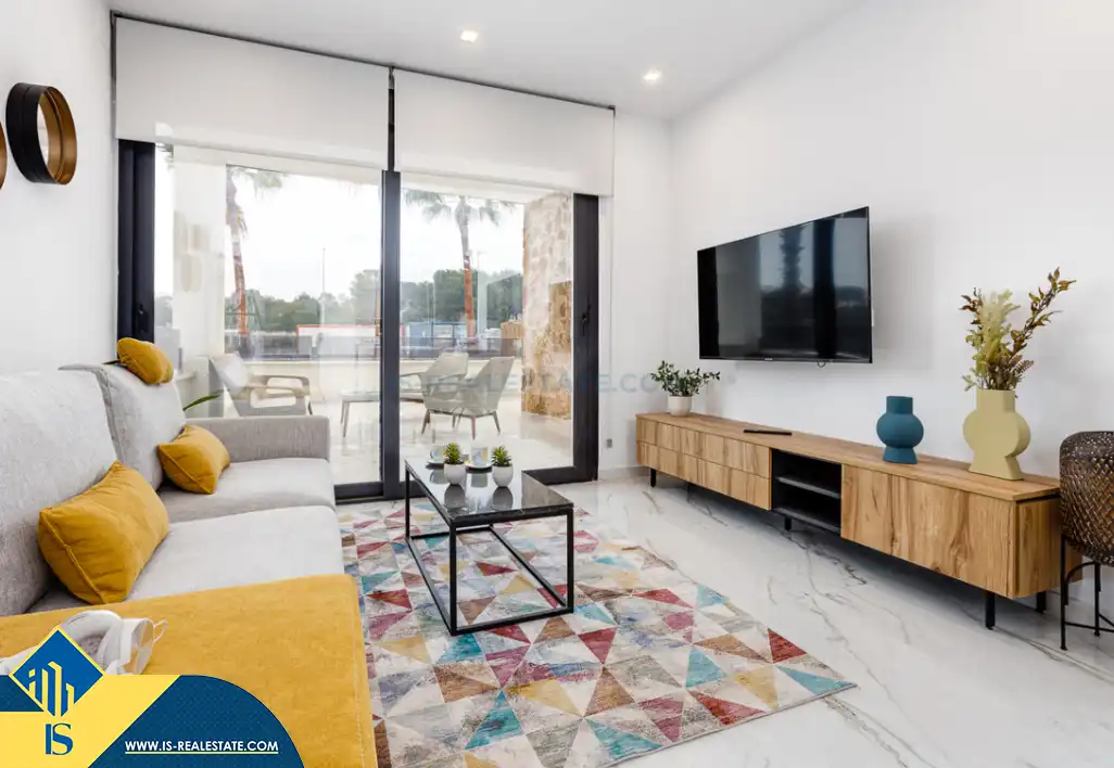 Apartamento con piscina en venta en Orihuela Costa, imagen 2