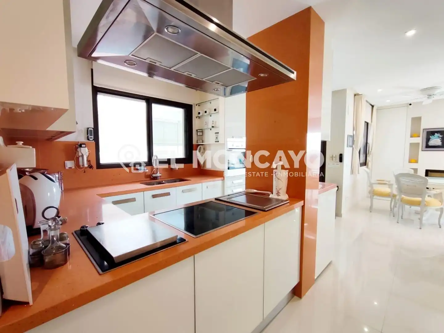 Cocina de Ático en venta en Guardamar del Segura con Aire acondicionado, Calefacción y Jardín privado