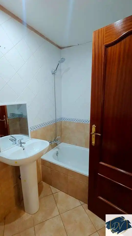 Bany de Planta baixa en venda en Candelaria amb Piscina i Piscina comunitària