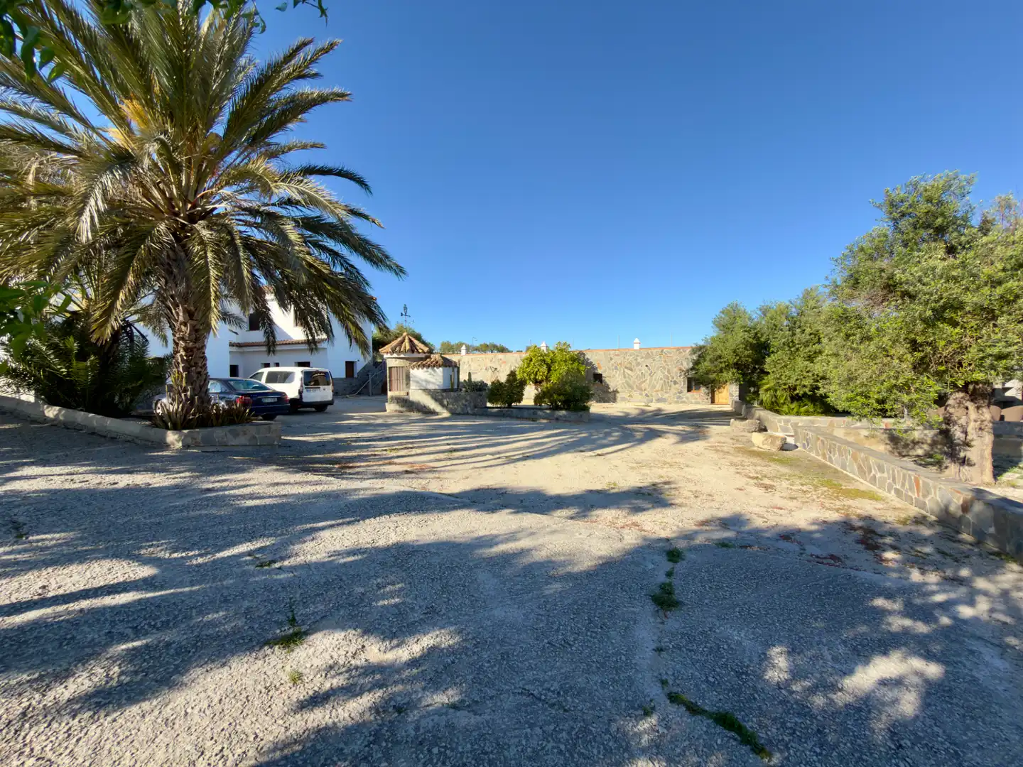 Vista exterior de Finca rústica en venta en Arcos de la Frontera con Aire acondicionado, Calefacción y Jardín privado