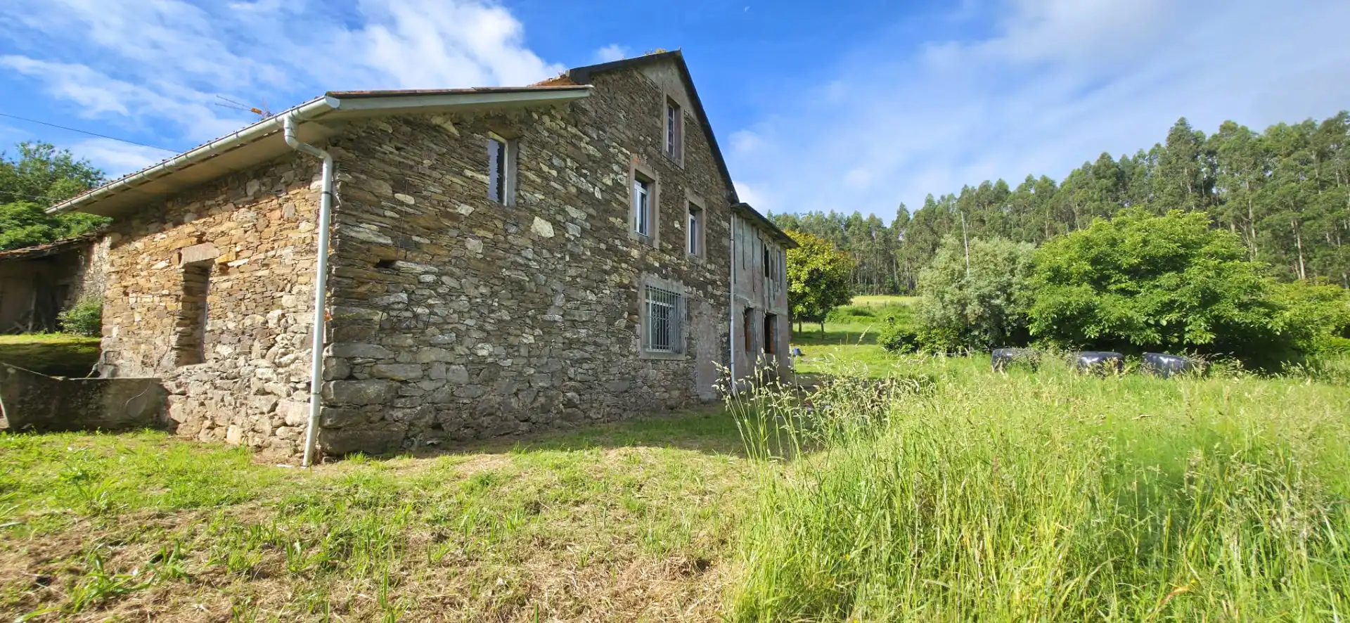 Vista exterior de Finca rústica en venda en Cerdido amb Jardí privat i Traster
