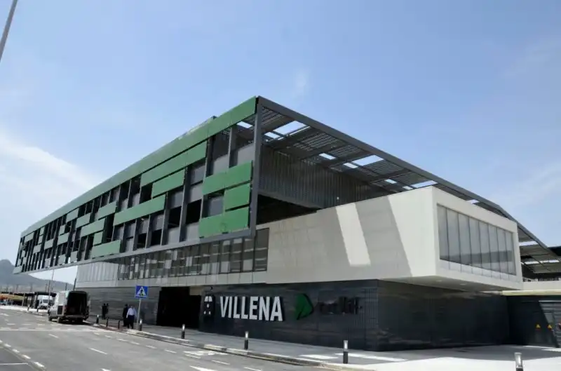 Vista exterior de Dúplex en venta en Girona con Calefacción, Parquet y Terraza