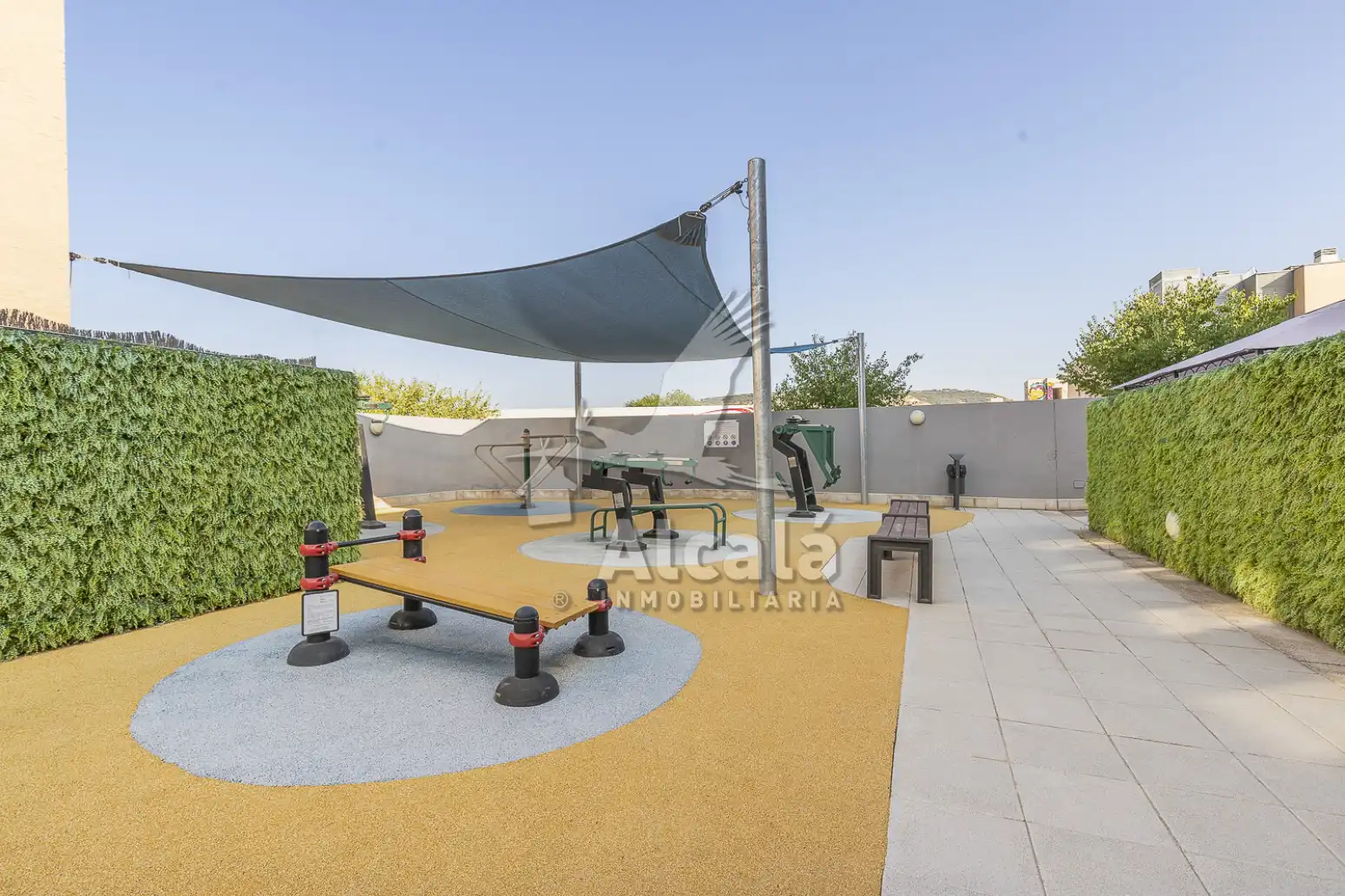 Terrasse von Wohnung zum Verkauf in Villalbilla mit Klimaanlage, Heizung und Terrasse
