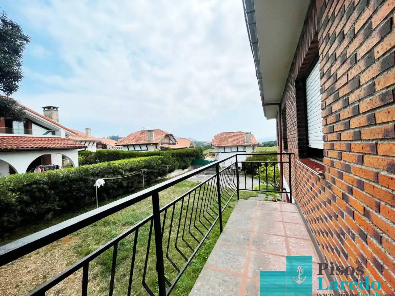 Exterior view of Houses for sale in Argoños   with Heating, Private garden and Parquet flooring