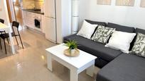 Living room of Flat to rent in  Madrid Capital  with Air Conditioner, Heating and Storage room