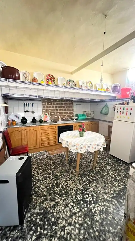 Cuina de Casa o xalet en venda en Valverde de Leganés amb Terrassa