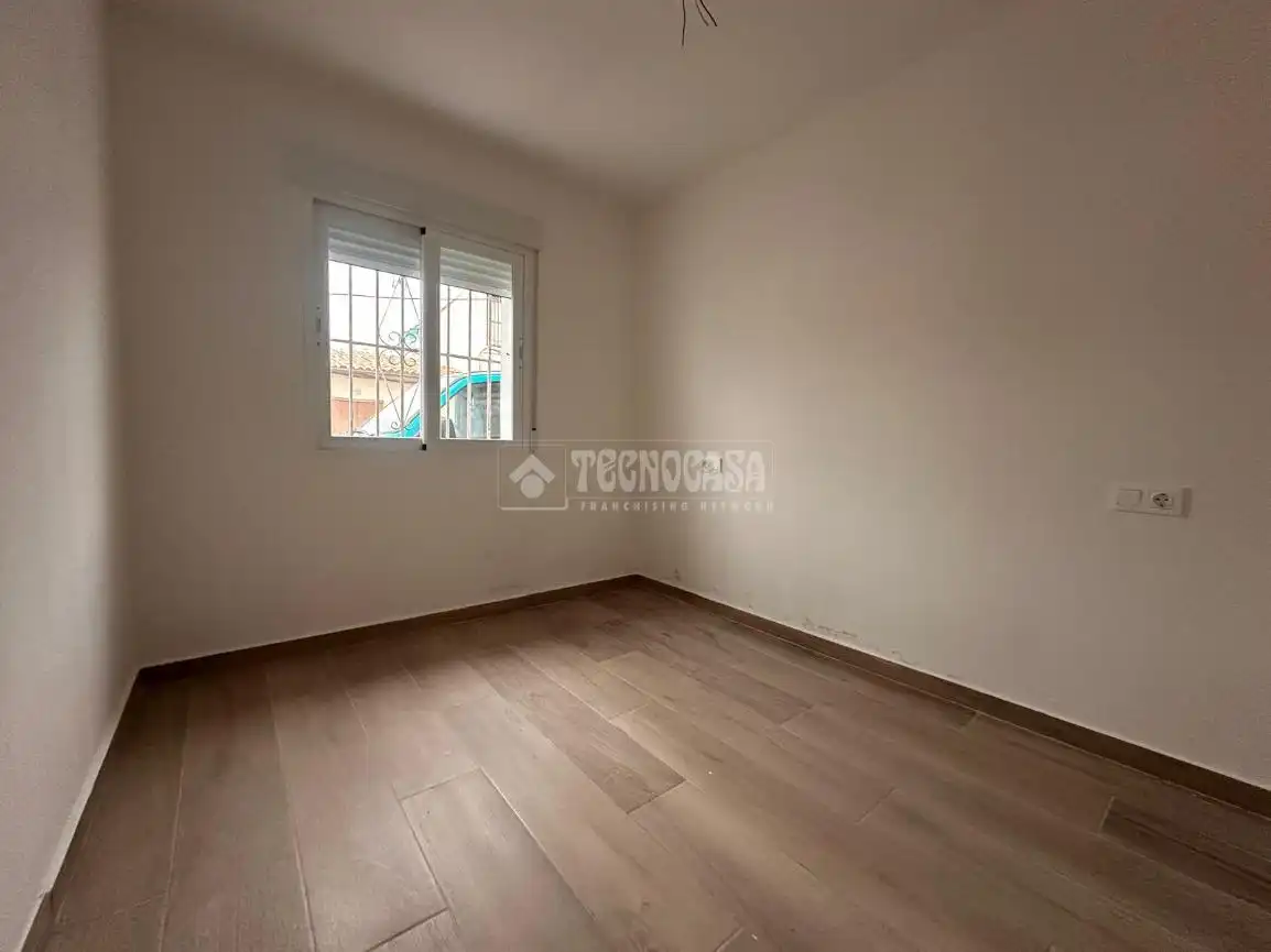 Habitación de Casa adosada en venta en Atarfe
