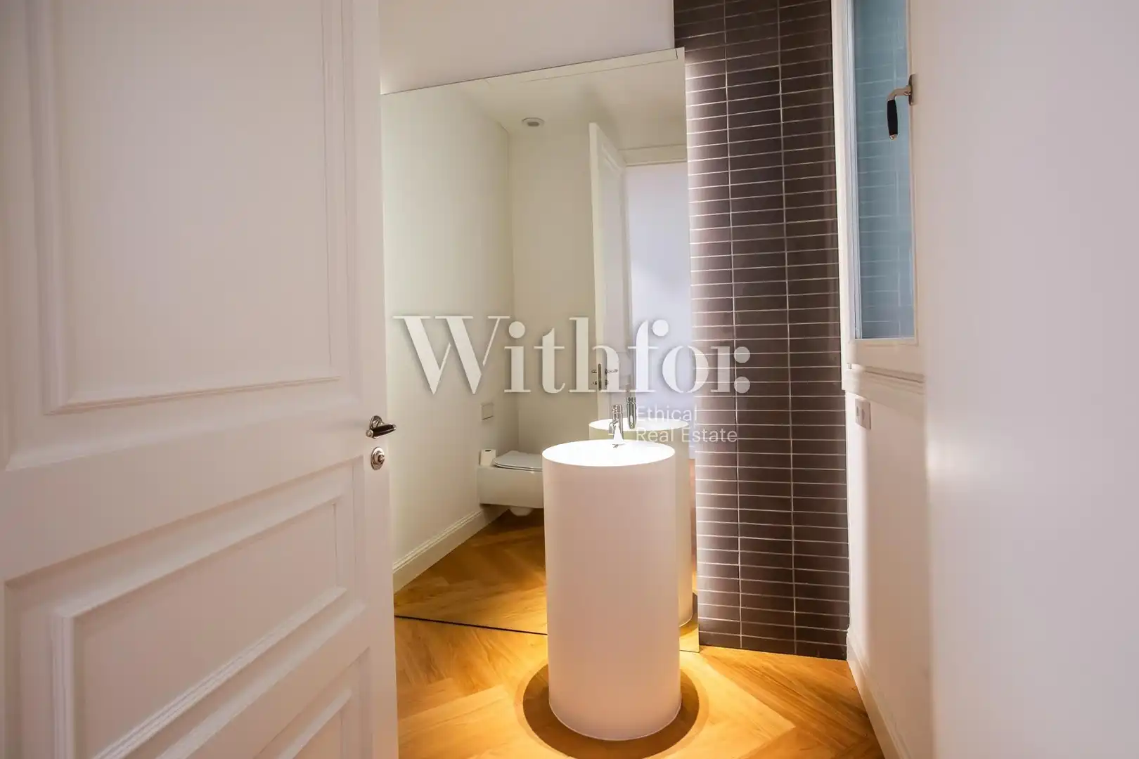 Flat for rent in Calle de Girona, Dreta de l'Eixample