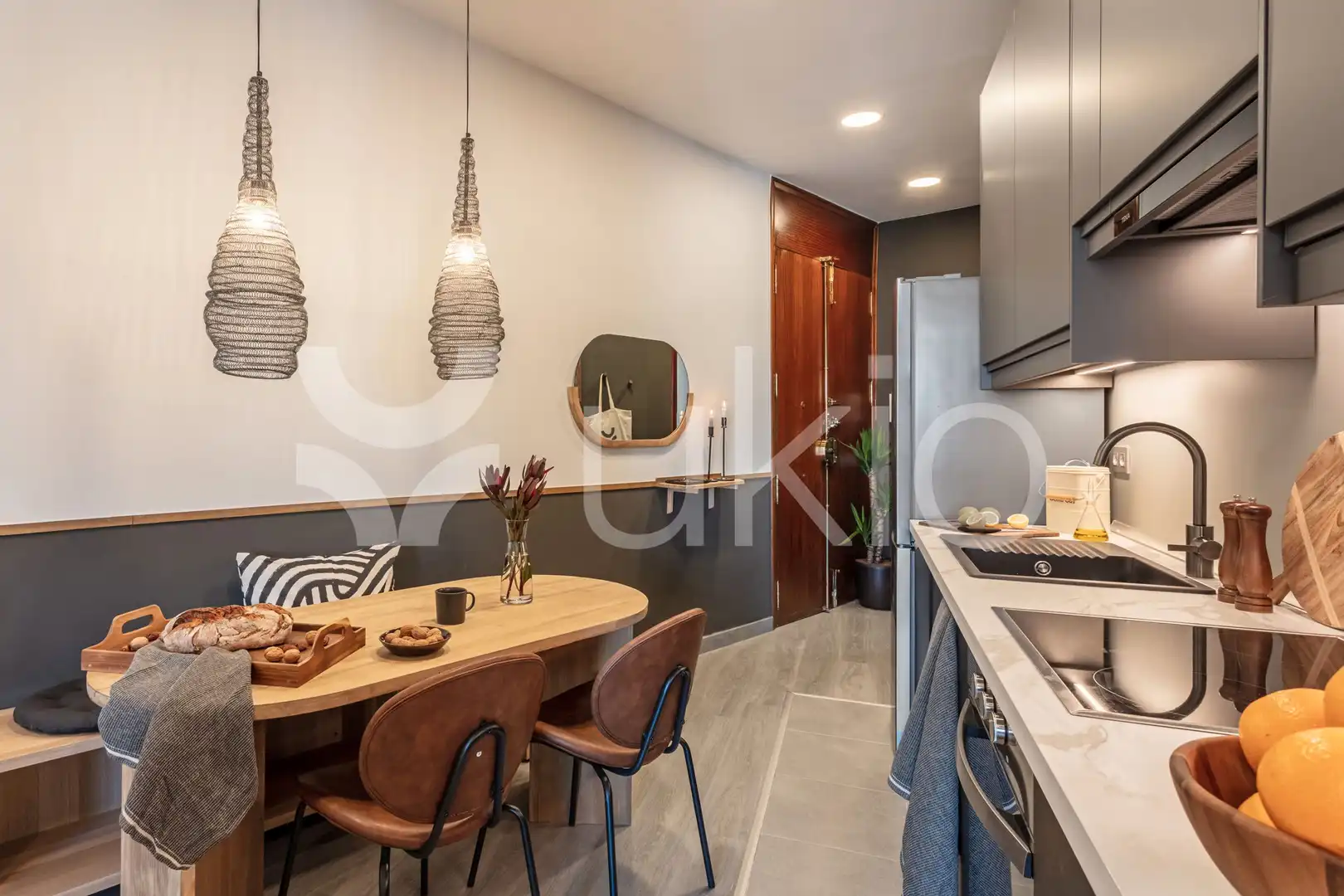 Cocina de Apartamento de alquiler en Madrid con Aire acondicionado, Amueblado y Horno