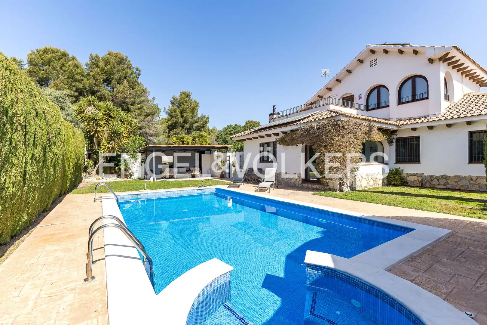 Vista exterior de Casa o chalet en venta en El Vendrell con Aire acondicionado, Calefacción y Jardín privado