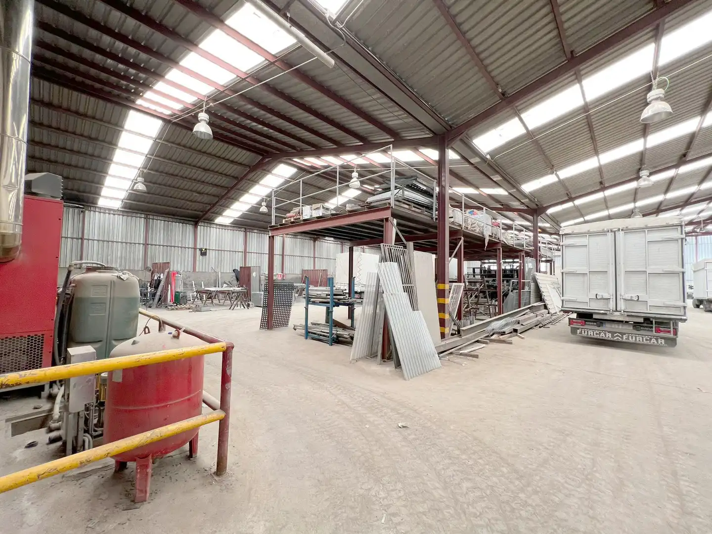 Nave industrial en venta en Humanes de Madrid