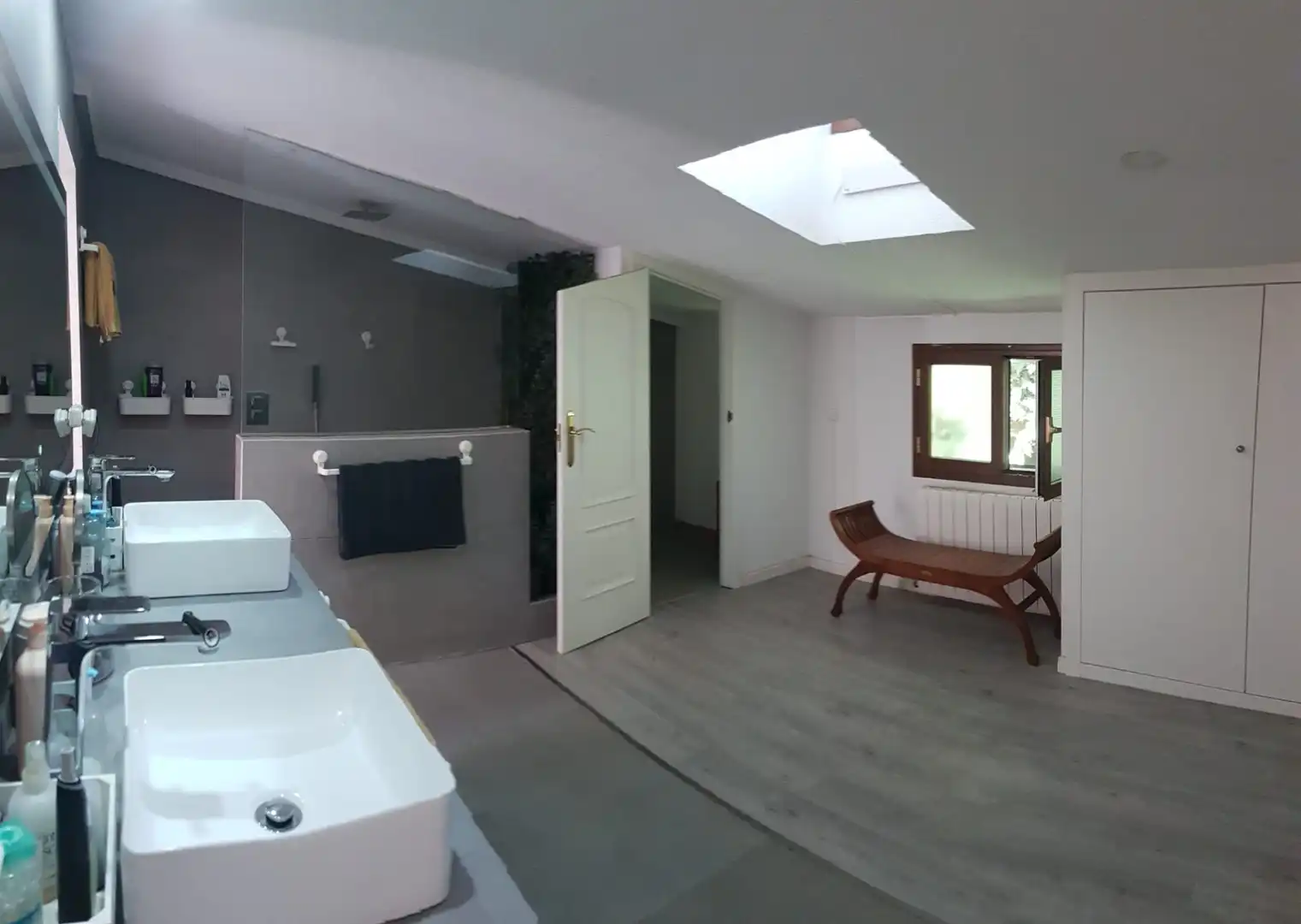 Badezimmer von Haus oder Chalet zum Verkauf in Villalbilla mit Klimaanlage, Heizung und Privatgarten