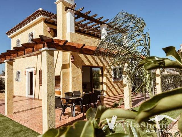 Casa-chalet en Venta en Desert Spring Golf