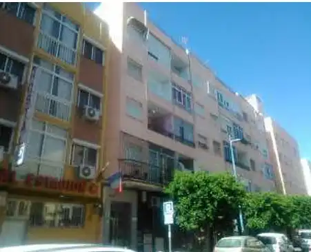 Vista exterior de Piso en venta en Nueva Andalucía