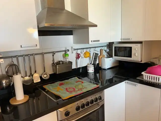 Cuina de Apartament en venda en La Ràpita amb Terrassa, Traster i Piscina comunitària