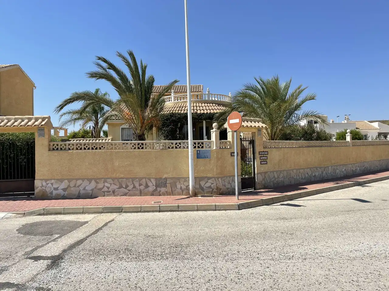Vista exterior de Casa o xalet en venda en Mazarrón amb Traster i Piscina