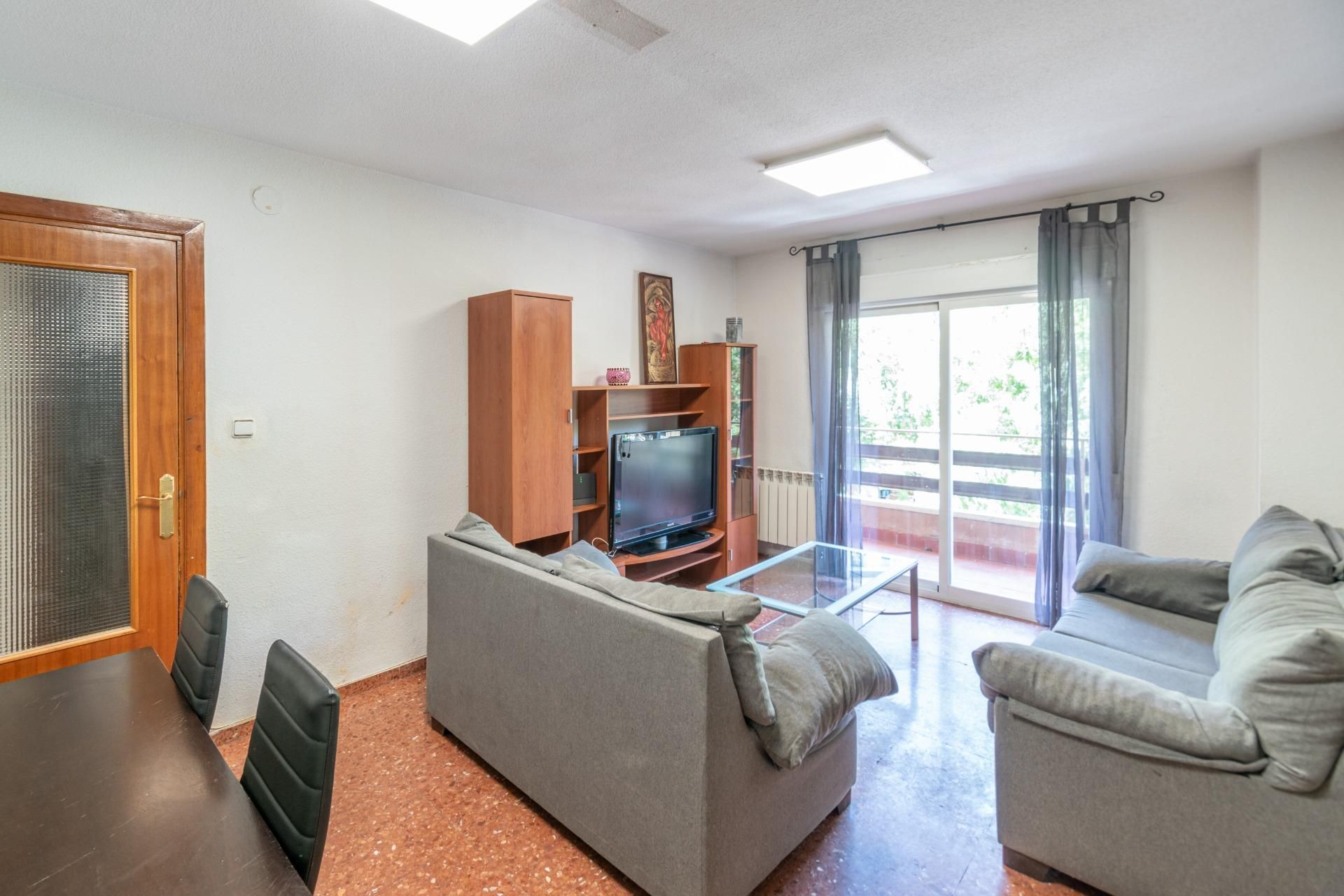 Living room of Flat for sale in  Granada Capital  with Heating and Terrace