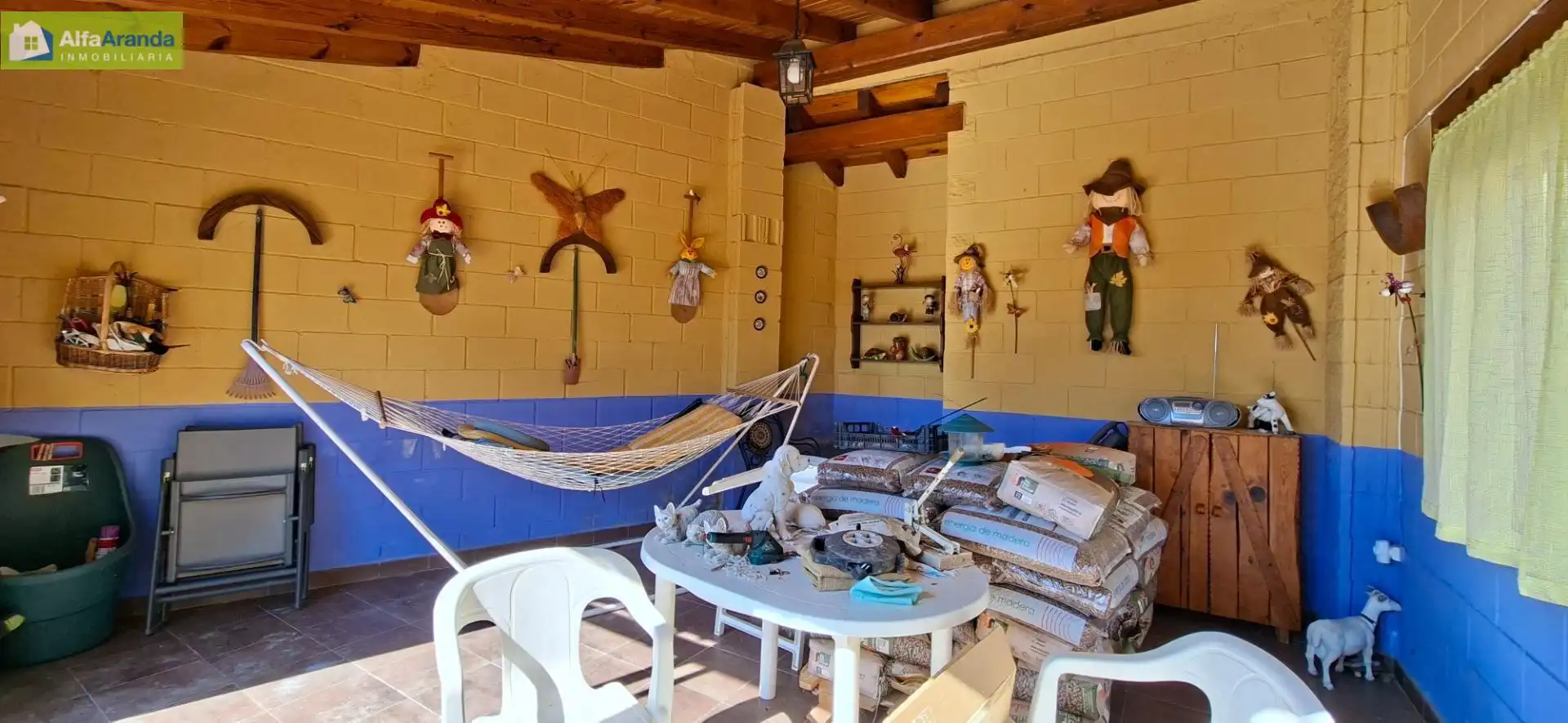 Terrassa de Casa o xalet en venda en Fuentenebro amb Calefacció, Jardí privat i Traster