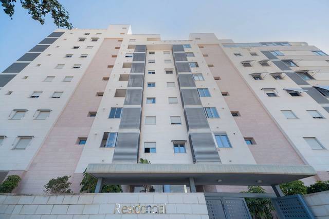 Piso en Venta en Av de las Naciones - Res Entremares - en PAU 5