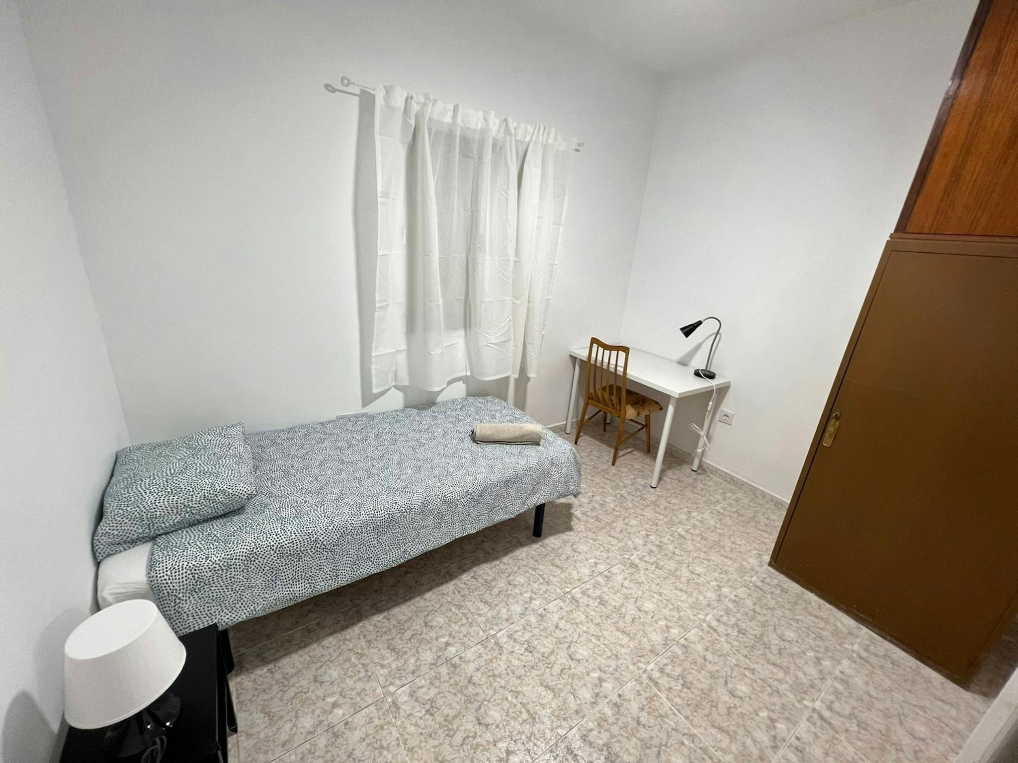 Flat to share in N/A, San Diego