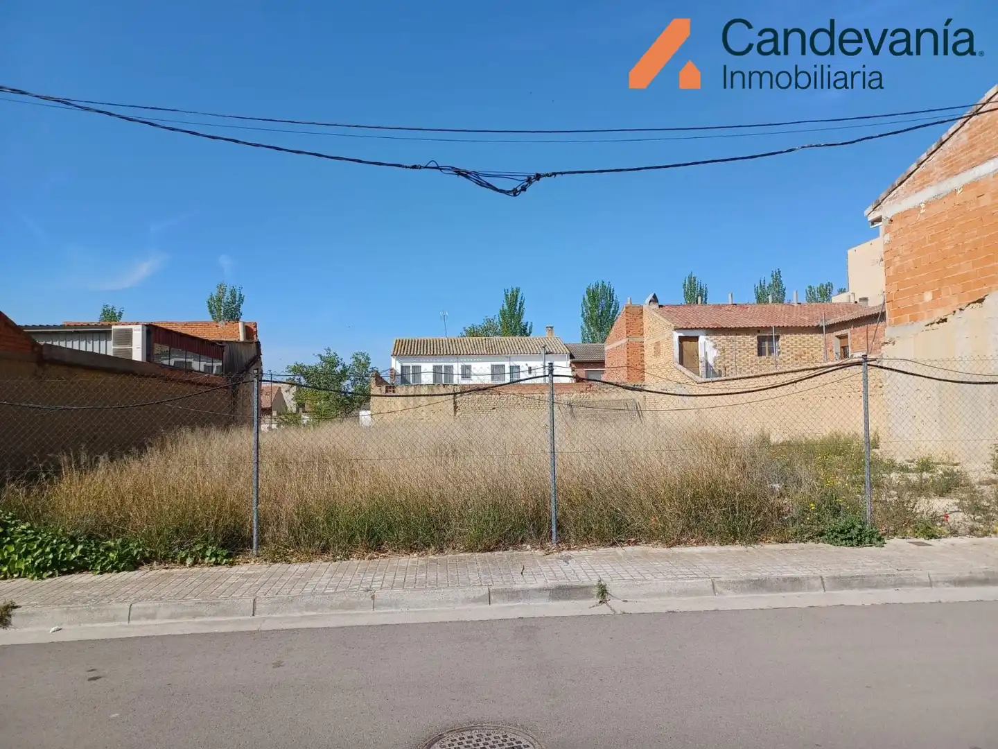 Terreny residencial en venda a Villanueva de Gállego, imagen 7