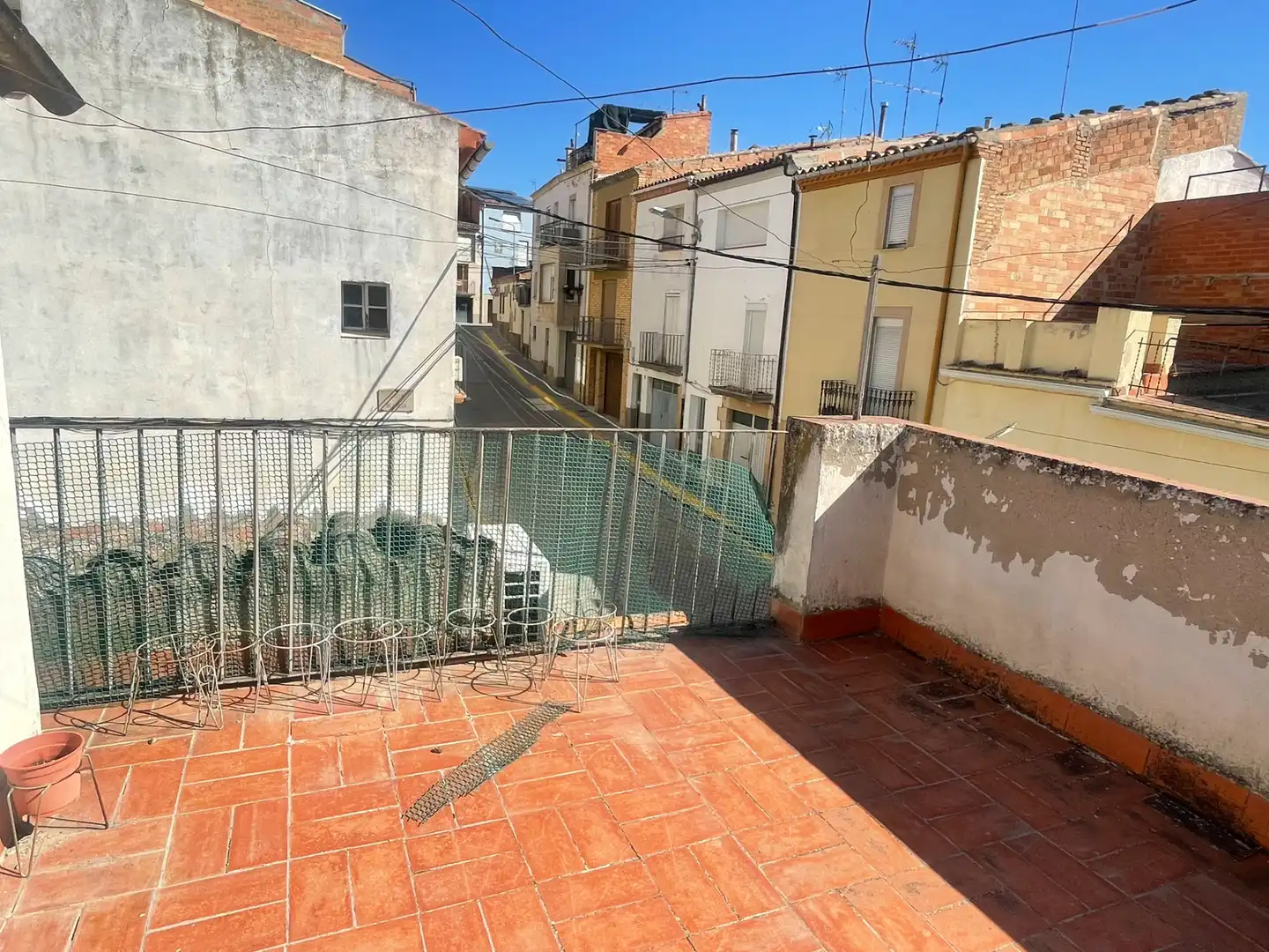 Exterior view of Houses for sale in Les Borges Blanques  with Air Conditioner, Heating and Terrace