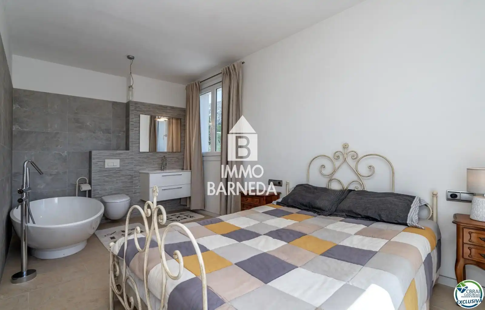 Habitación de Casa o chalet en venta en Palau-saverdera con Aire acondicionado, Calefacción y Jardín privado