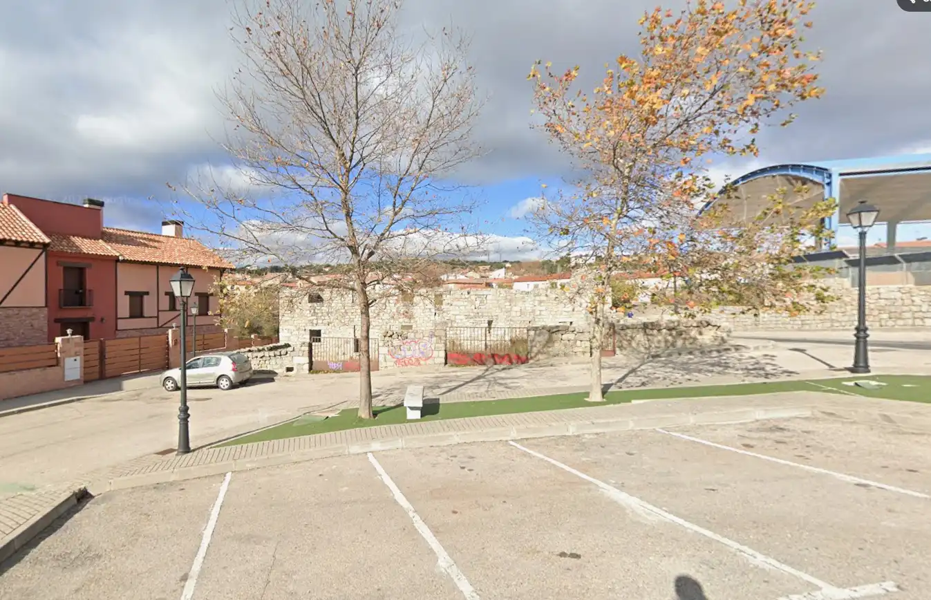 Adossat amb piscina en venda a Calle de la Fragua, imagen 23