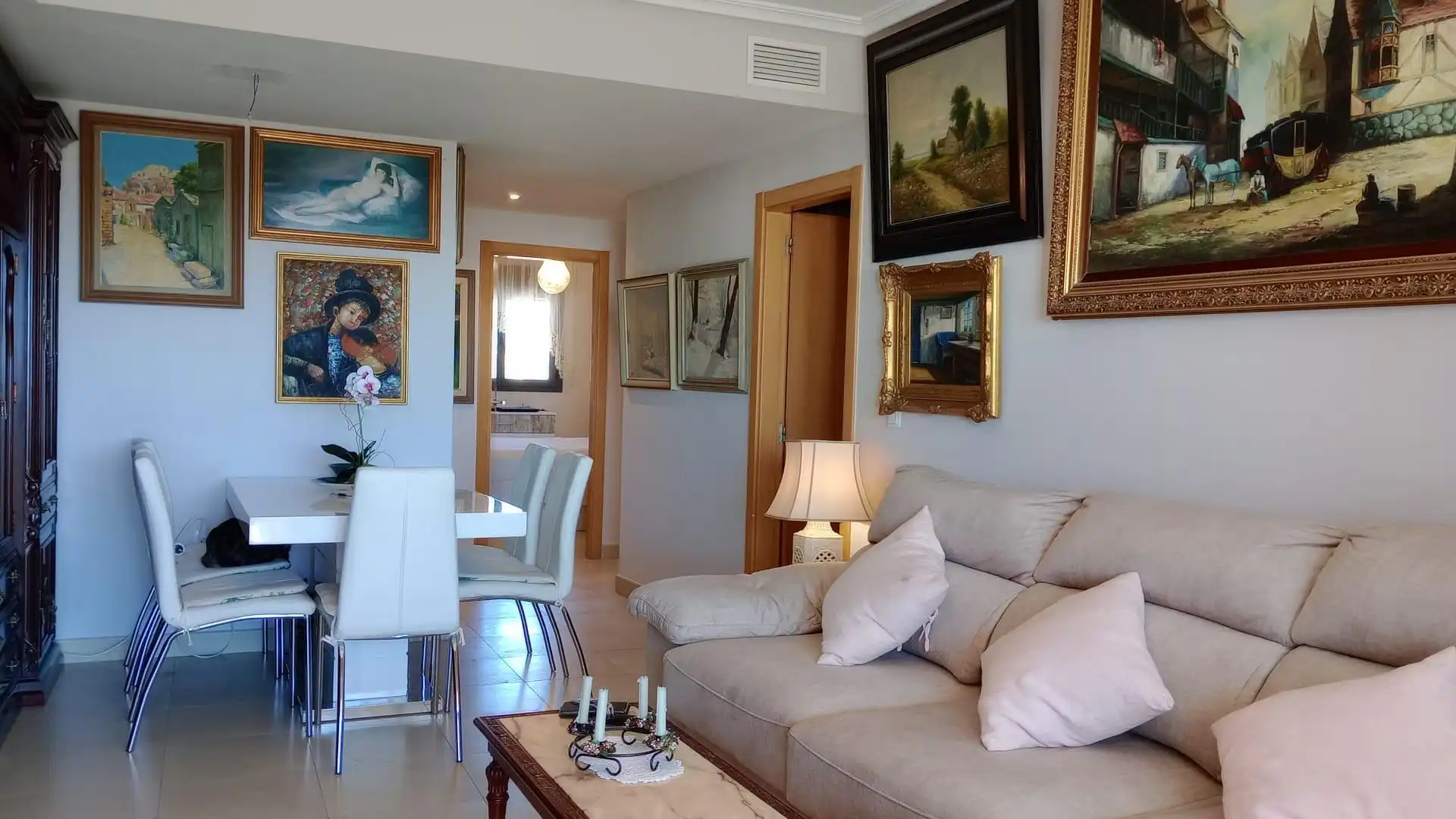 Sala d'estar de Apartament en venda en Benidorm amb Aire condicionat, Calefacció i Jardí privat