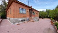 Exterior view of House or chalet for sale in Ávila Capital  with Terrace and Balcony