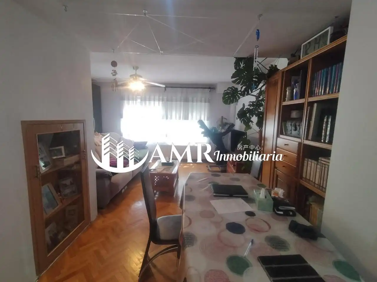 Sala de estar de Dúplex en venta en Fuenlabrada con Aire acondicionado, Calefacción y Parquet