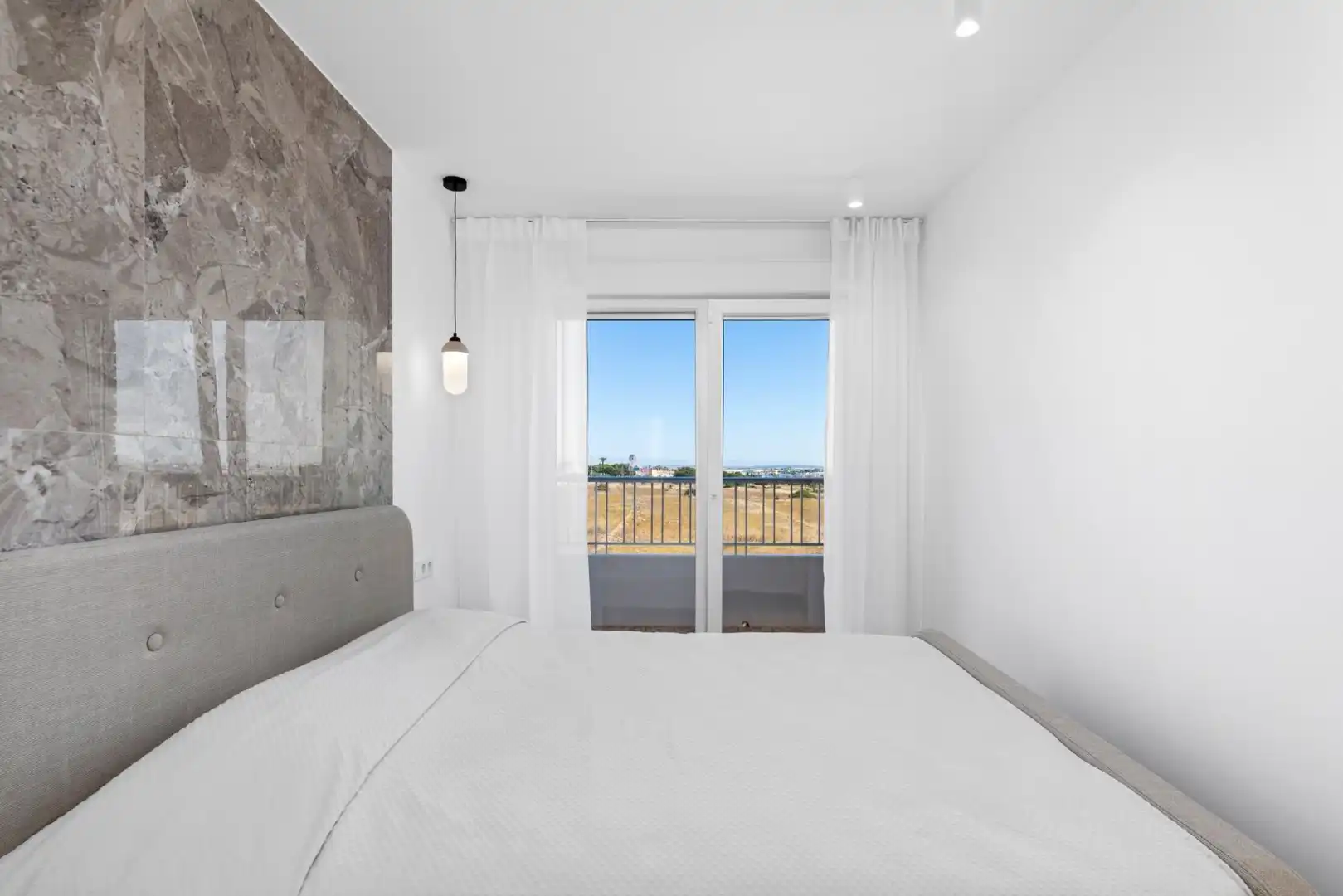 Apartament amb terrassa en venda a Calle Cala Dorada, imagen 11