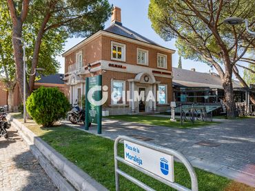 Villa avec piscine à vendre à Urbanización La Moraleja