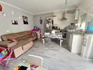 Wohnzimmer von Haus oder Chalet zum Verkauf in Algeciras mit Heizung, Terrasse und Möbliert