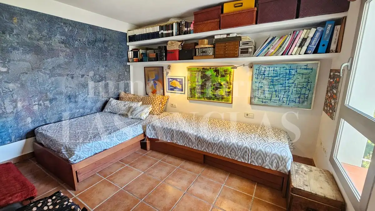 Sala de estar de Ático en venta en Santa Eulària des Riu con Aire acondicionado y Piscina comunitaria